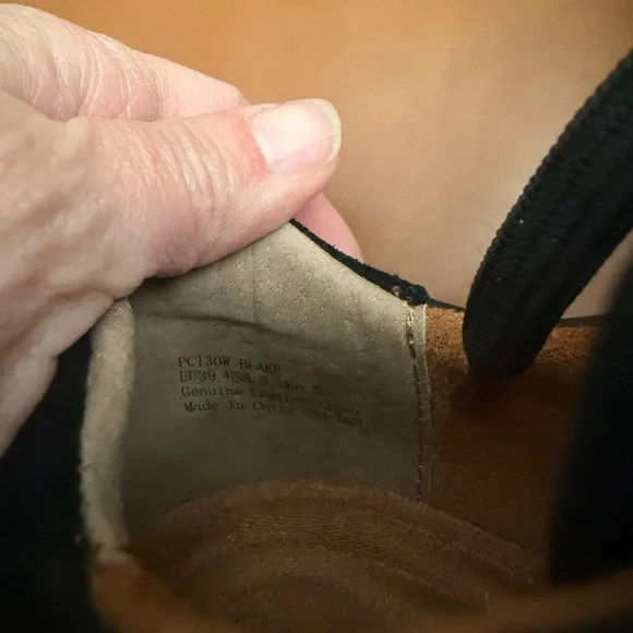 Aetrex Black Leather Lace-Up Sneakers - Picture 5 of 5